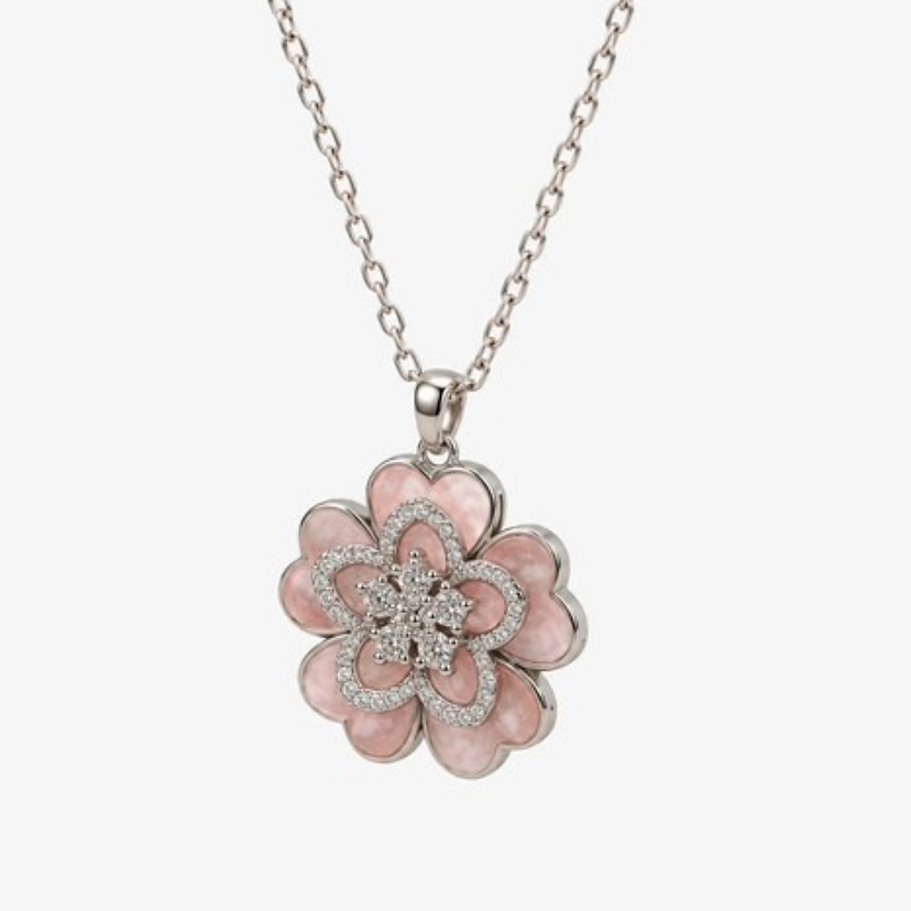 Winter's Promise Necklace hero 3 4