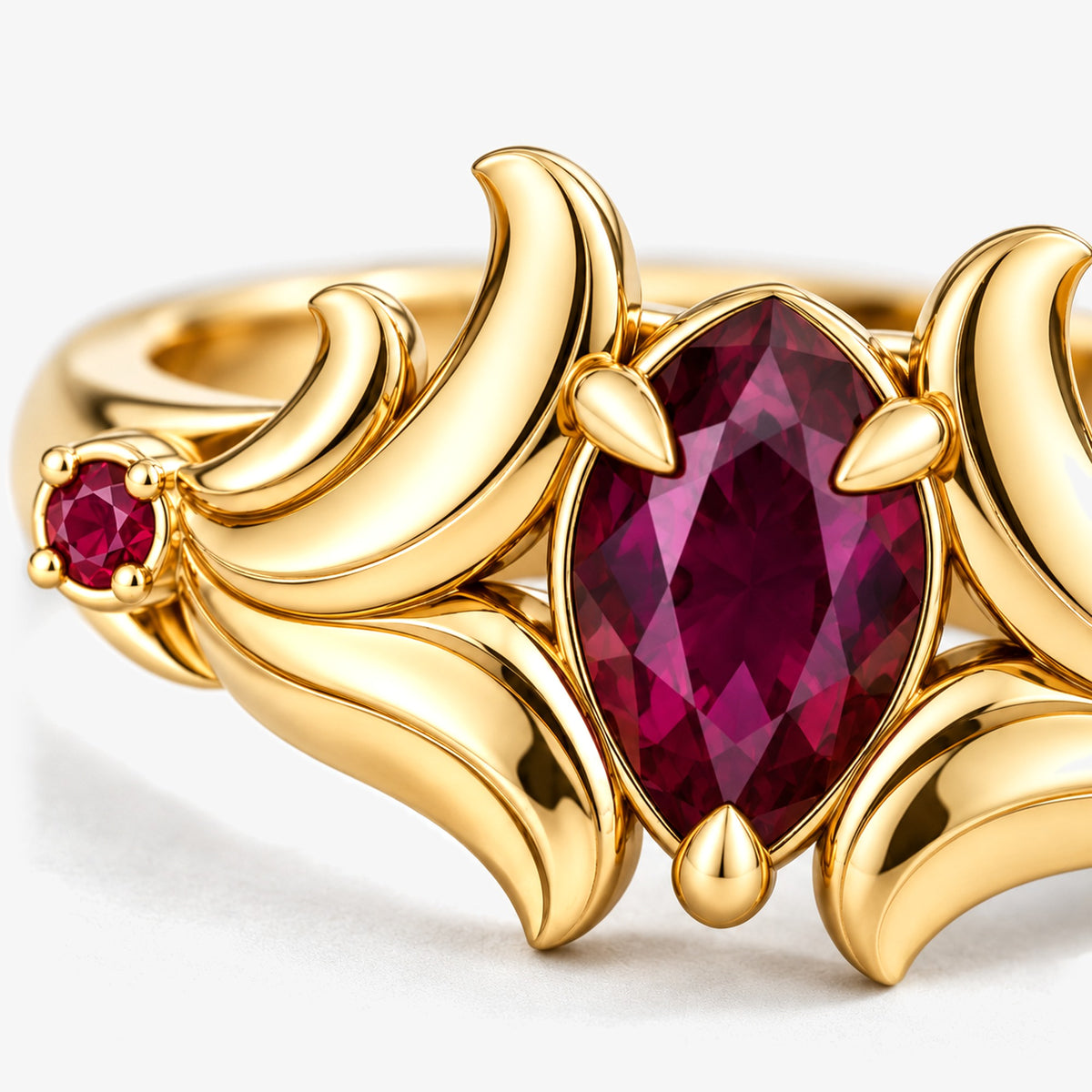 A Thousand Fashions Crest Ring in gold, close-up