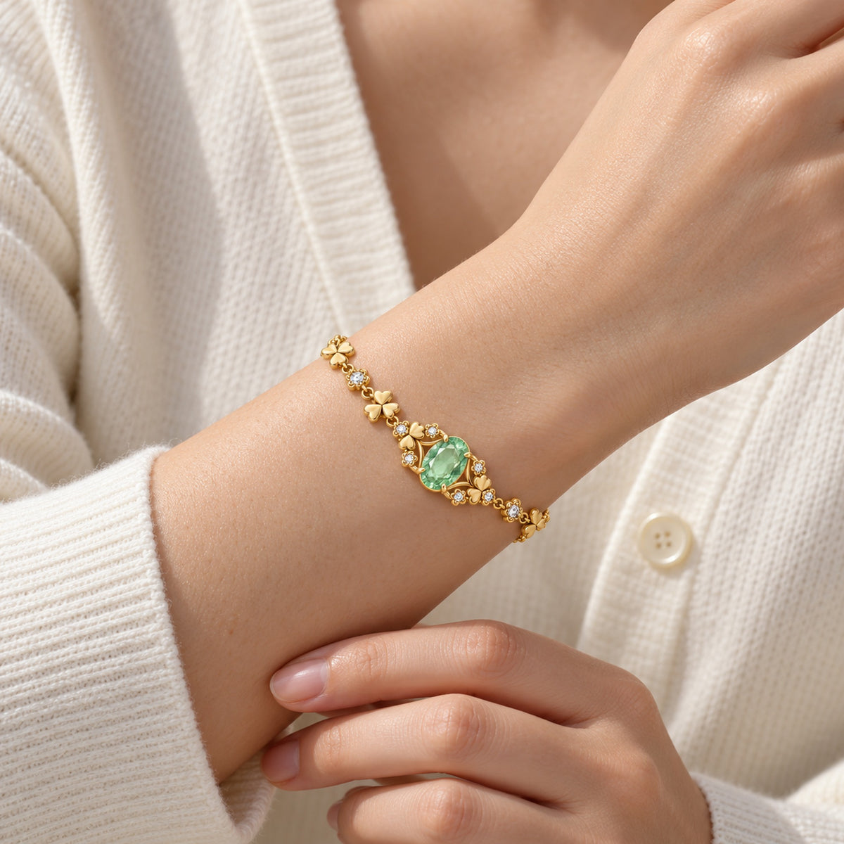 Poison Taster Bracelet in gold, worn by a woman
