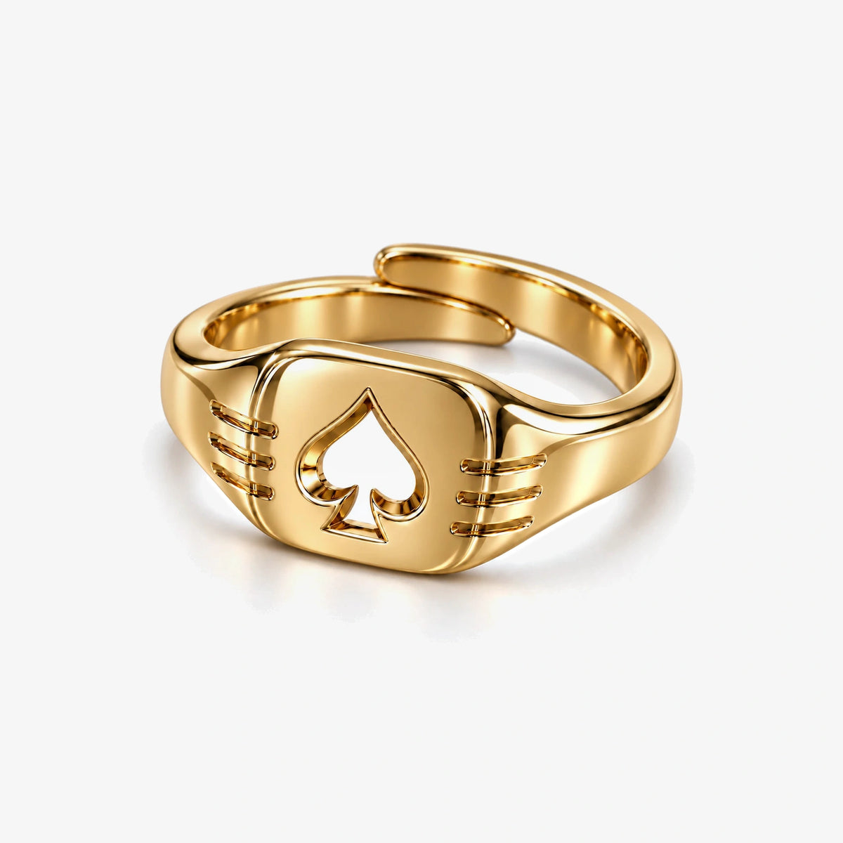 Aventurine Edge of Fortune Ring in gold, three-quarter view