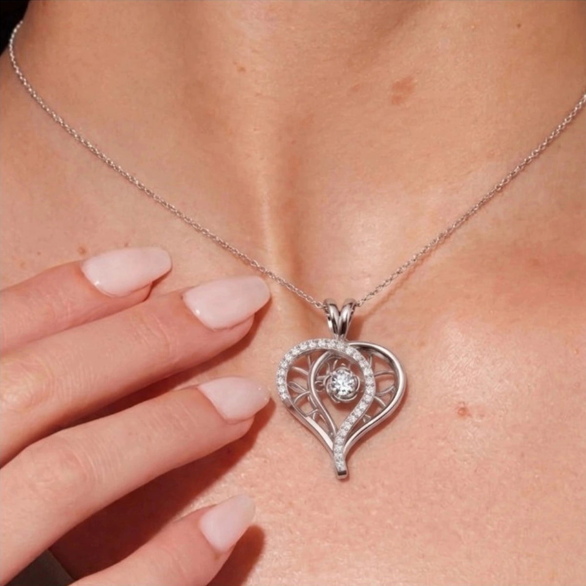 Dancing Stone Pendant, detail photo