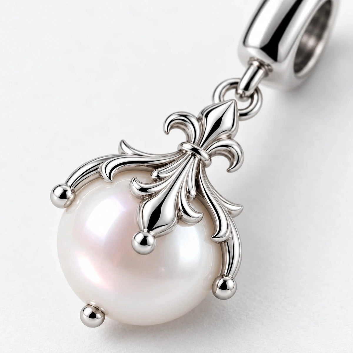 Shikon Jewel Charm, close-up