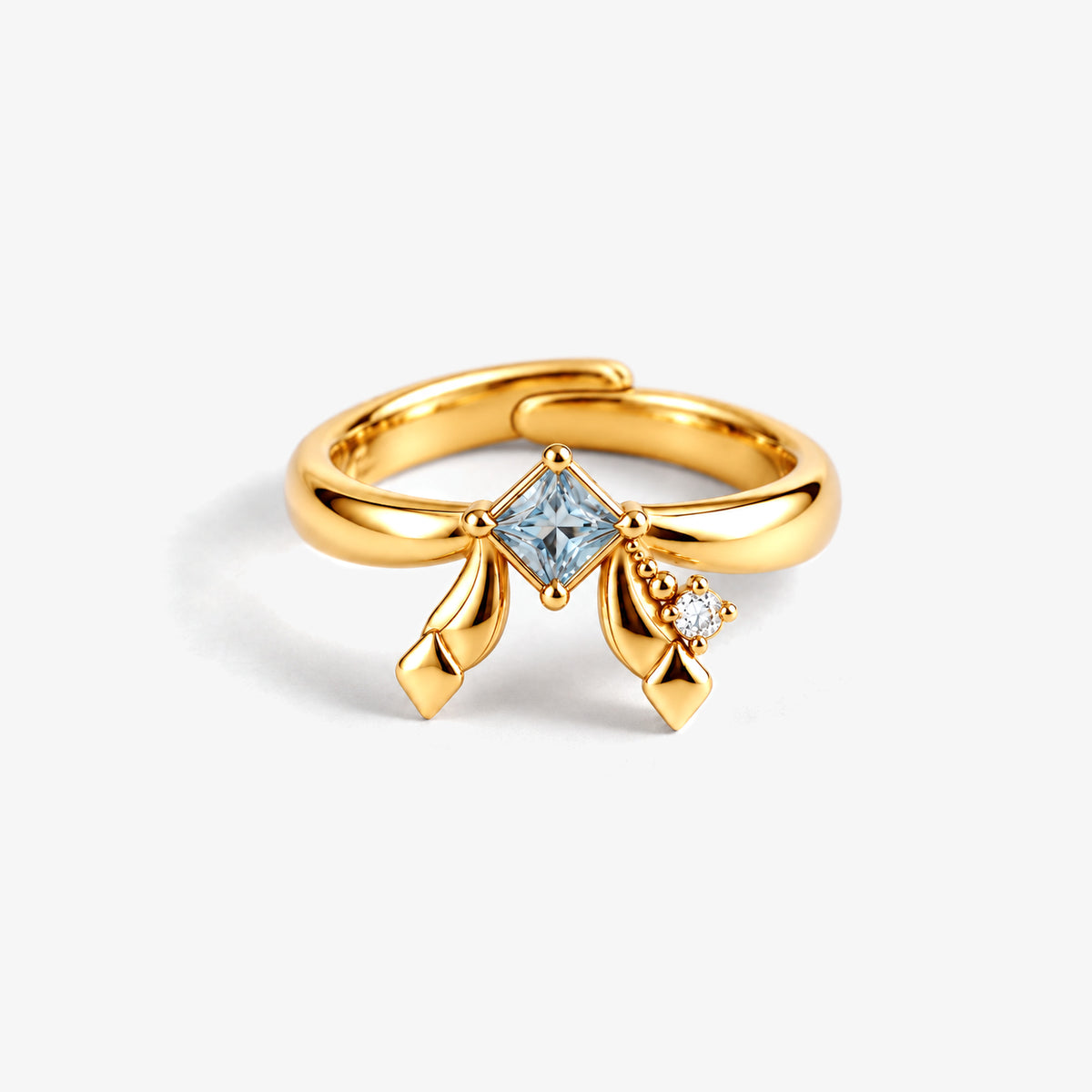 Frost Path Ring in gold, front view