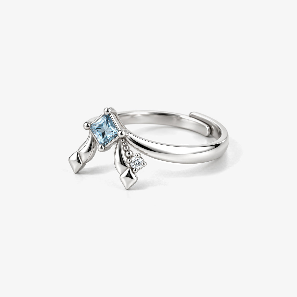 Frost Path Ring in silver, right side view