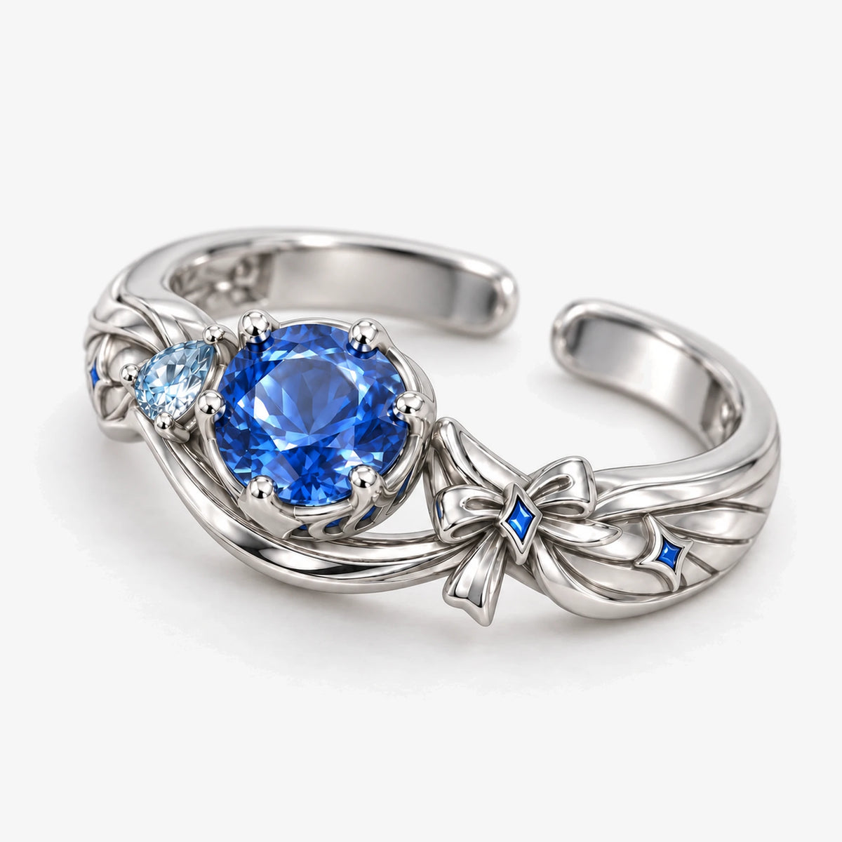 Furina Ring in silver, side view