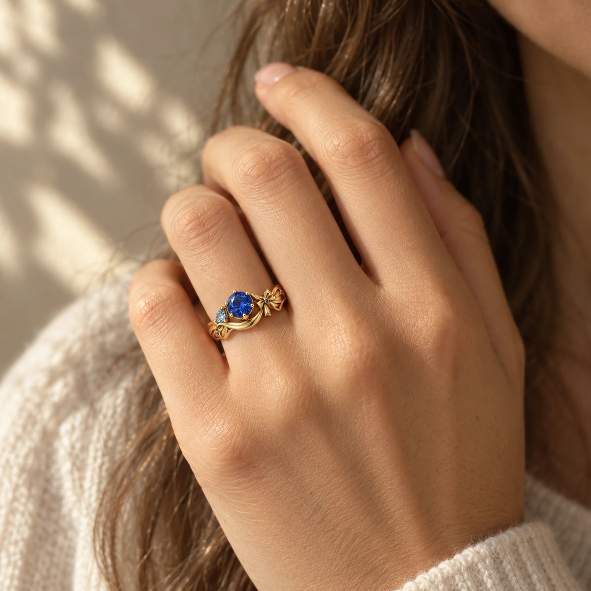 Furina Ring in gold worn on the hand