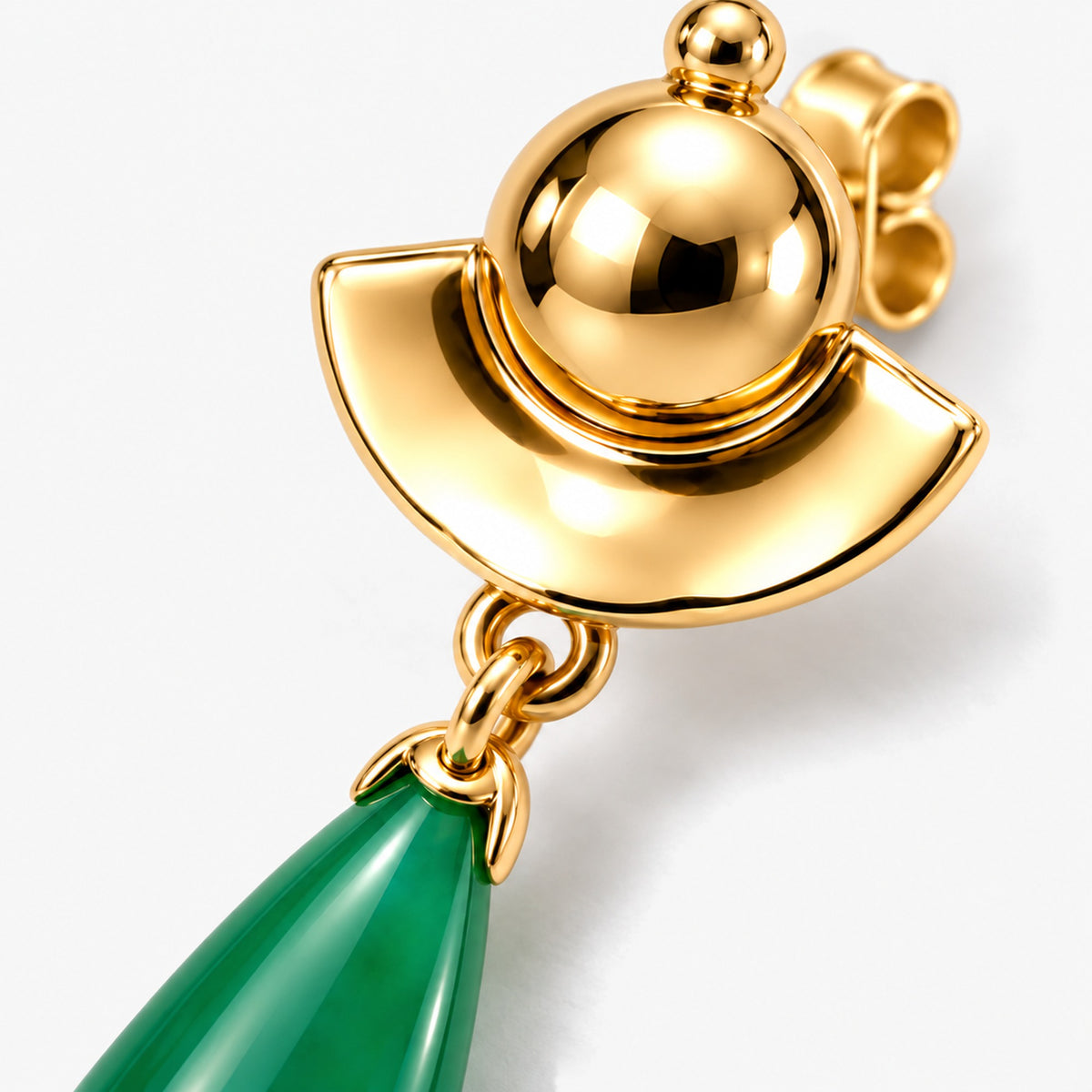Poison Taster Earrings in gold, close-up