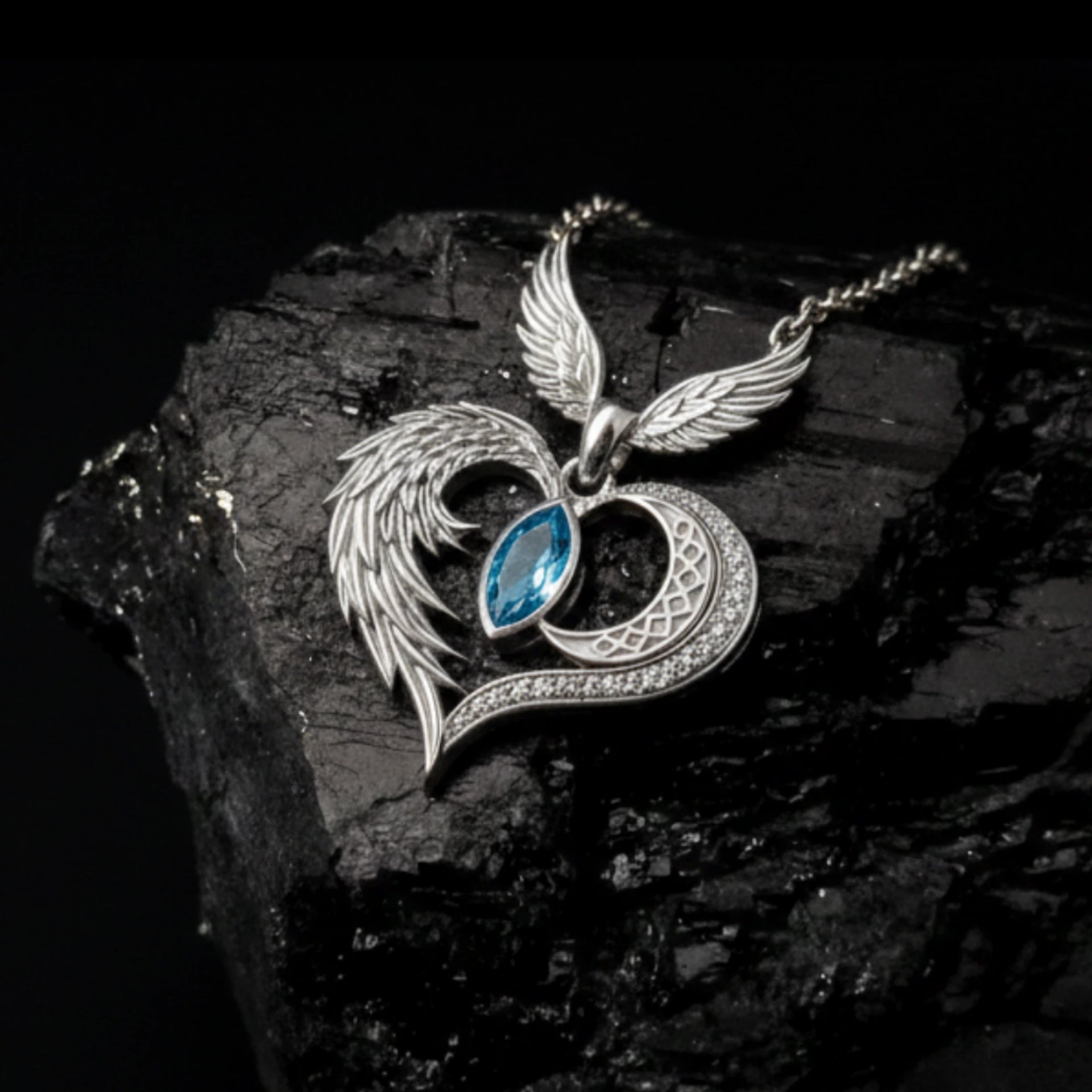 Columbina Necklace