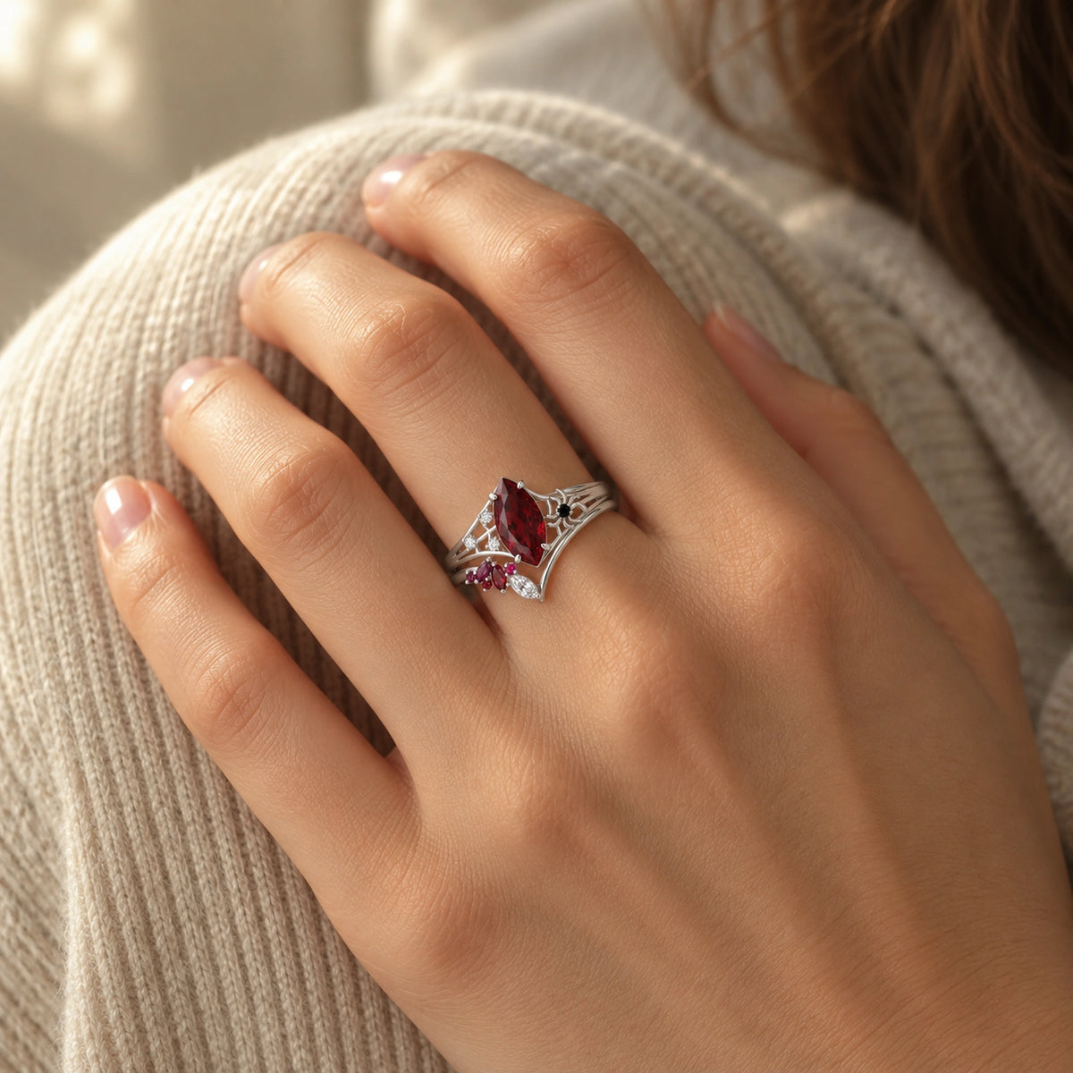 Kafka Stacking Ring Set in silver, worn on a woman's hand