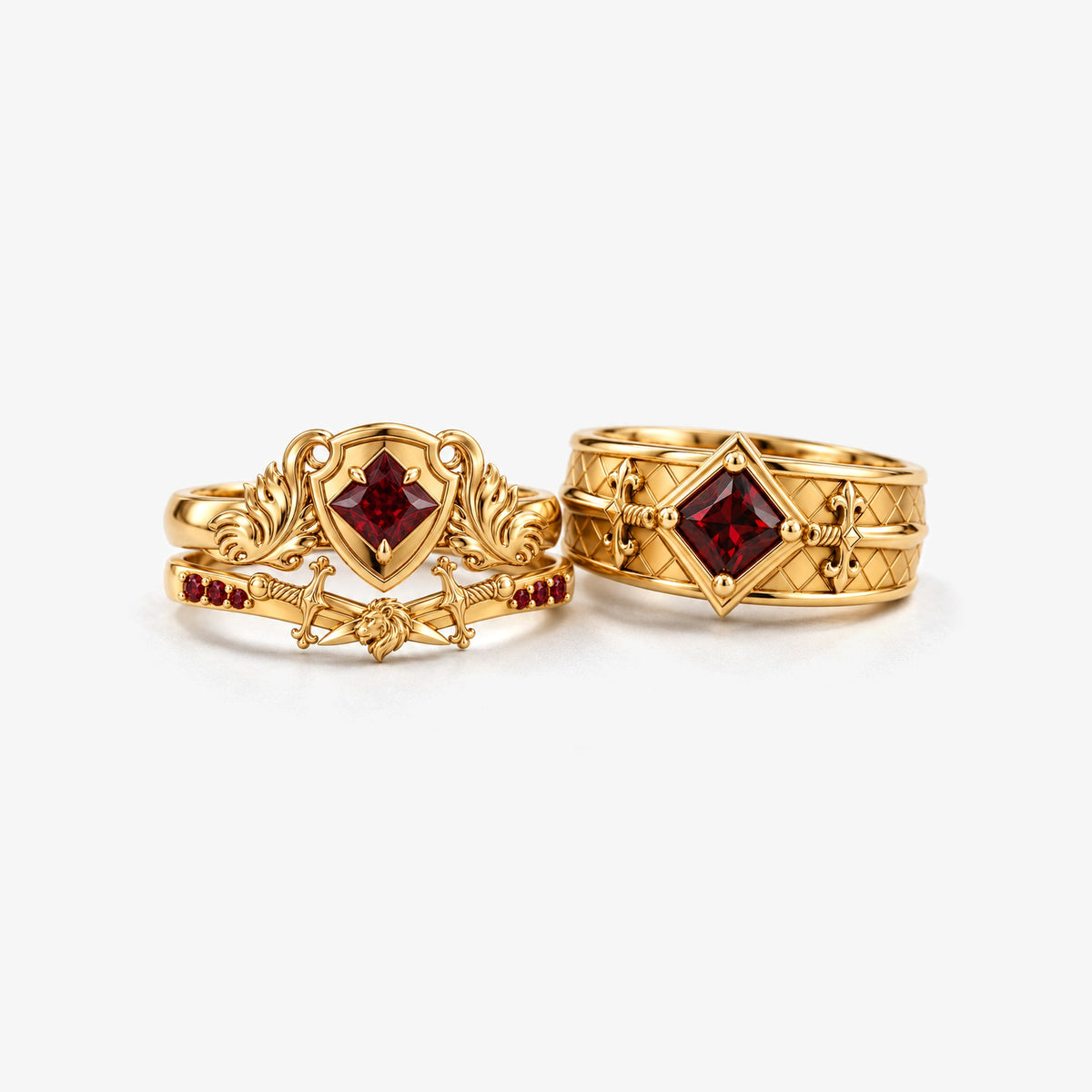 Lion Couple Ring Set in gold, front view