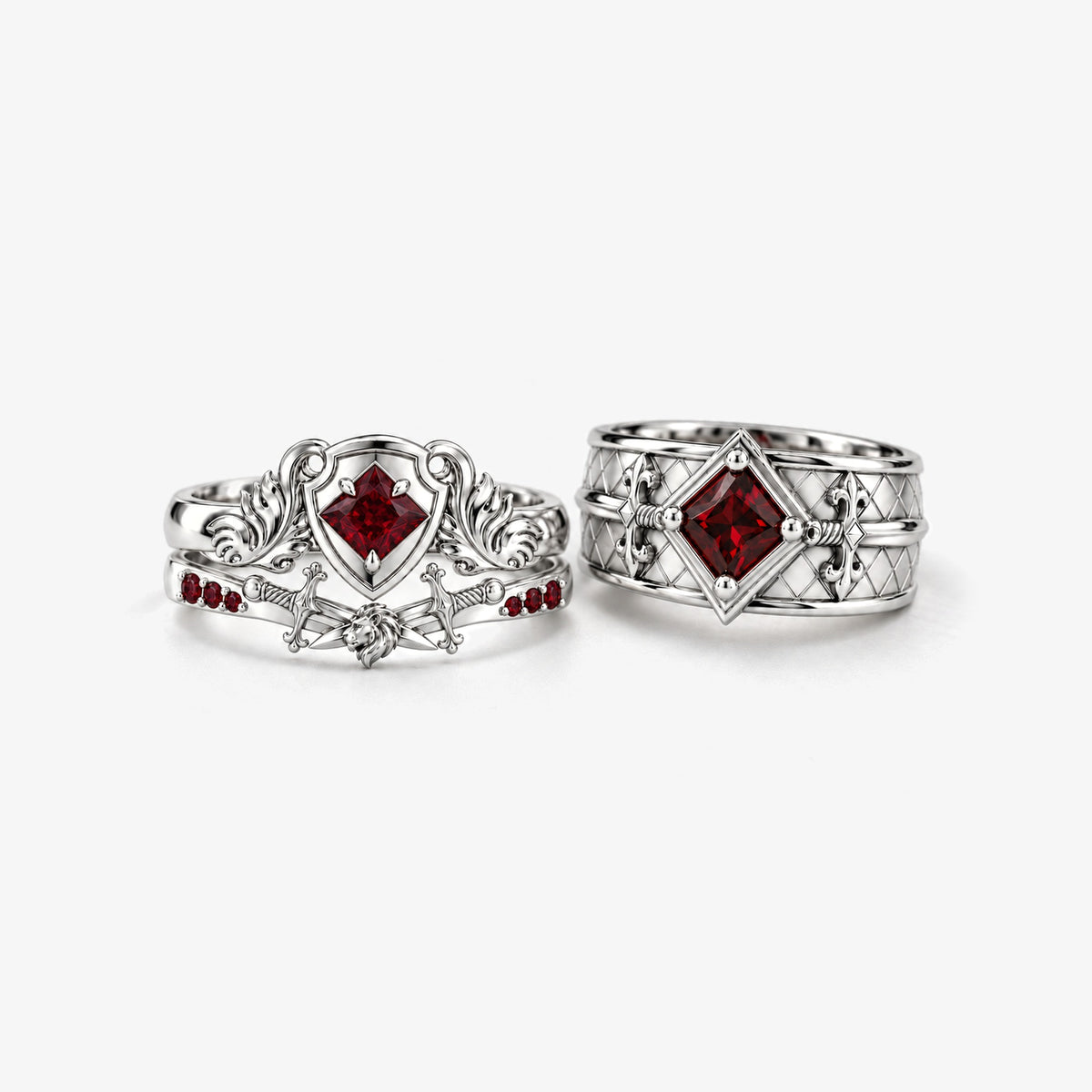 Lion Couple Ring Set in silver, front view