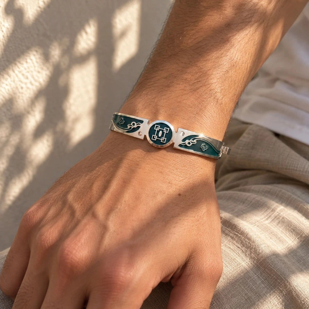 Mist Hashira Bracelet image 5 model
