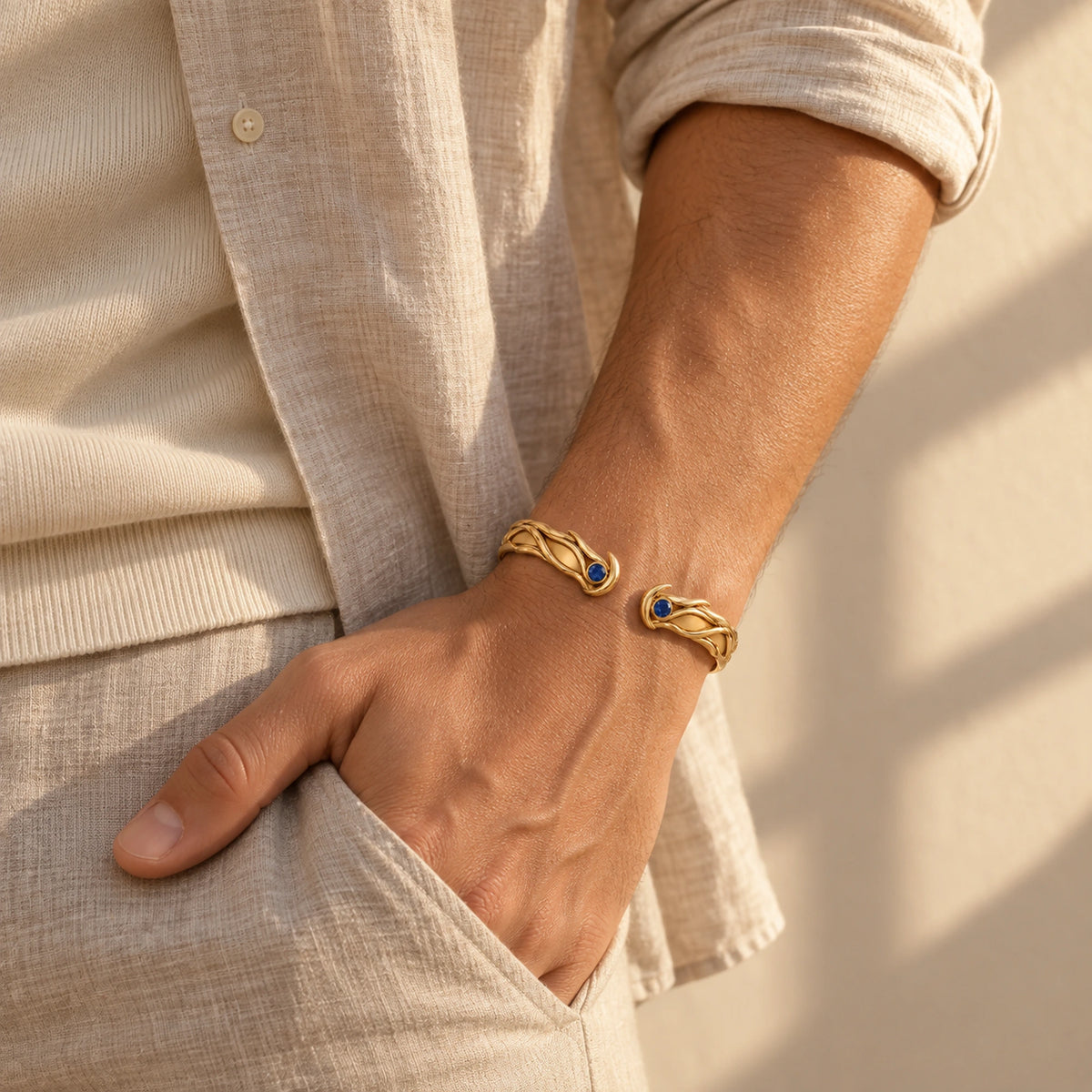 Neuvillette Bracelet in gold, worn