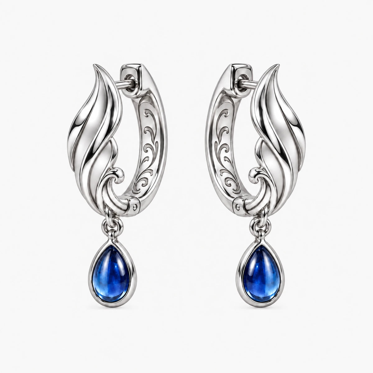 Neuvillette Earrings in silver, front view