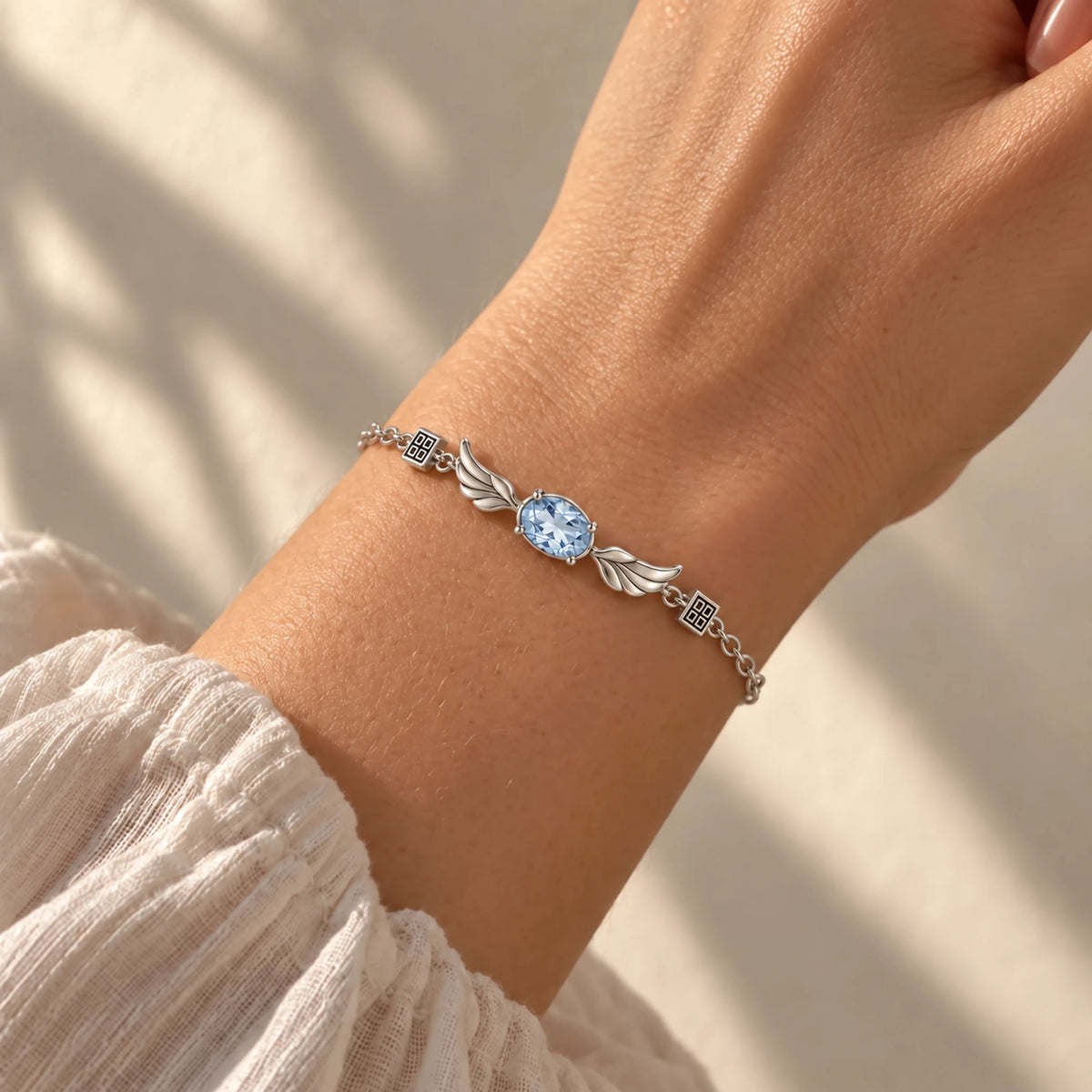 Shenhe Wisteria Flight Bracelet in silver worn on the wrist