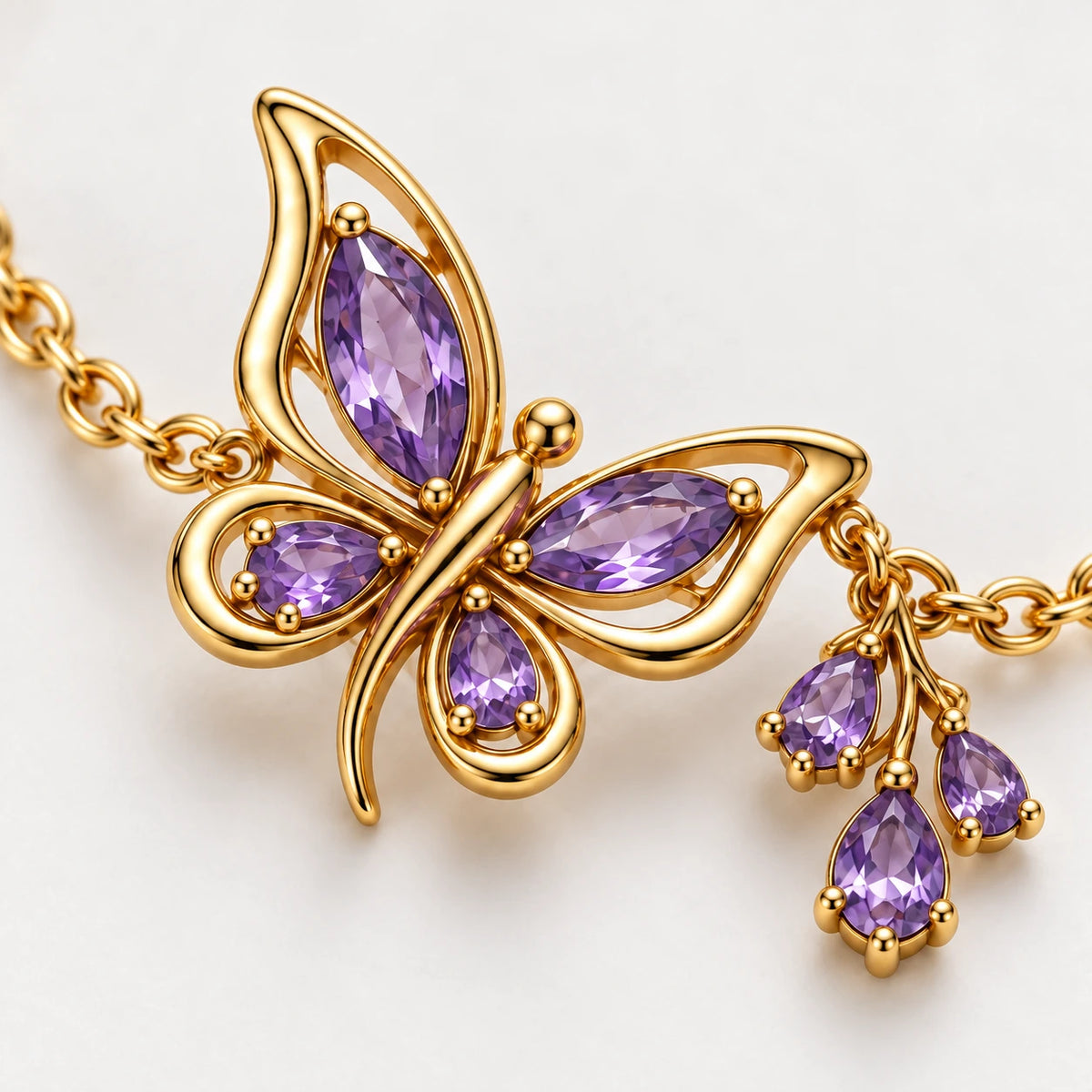 Shinobu Butterfly Bracelet, macro gold