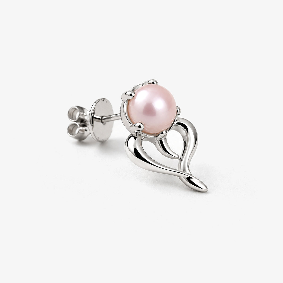 Tail Heart Studs in silver, side view