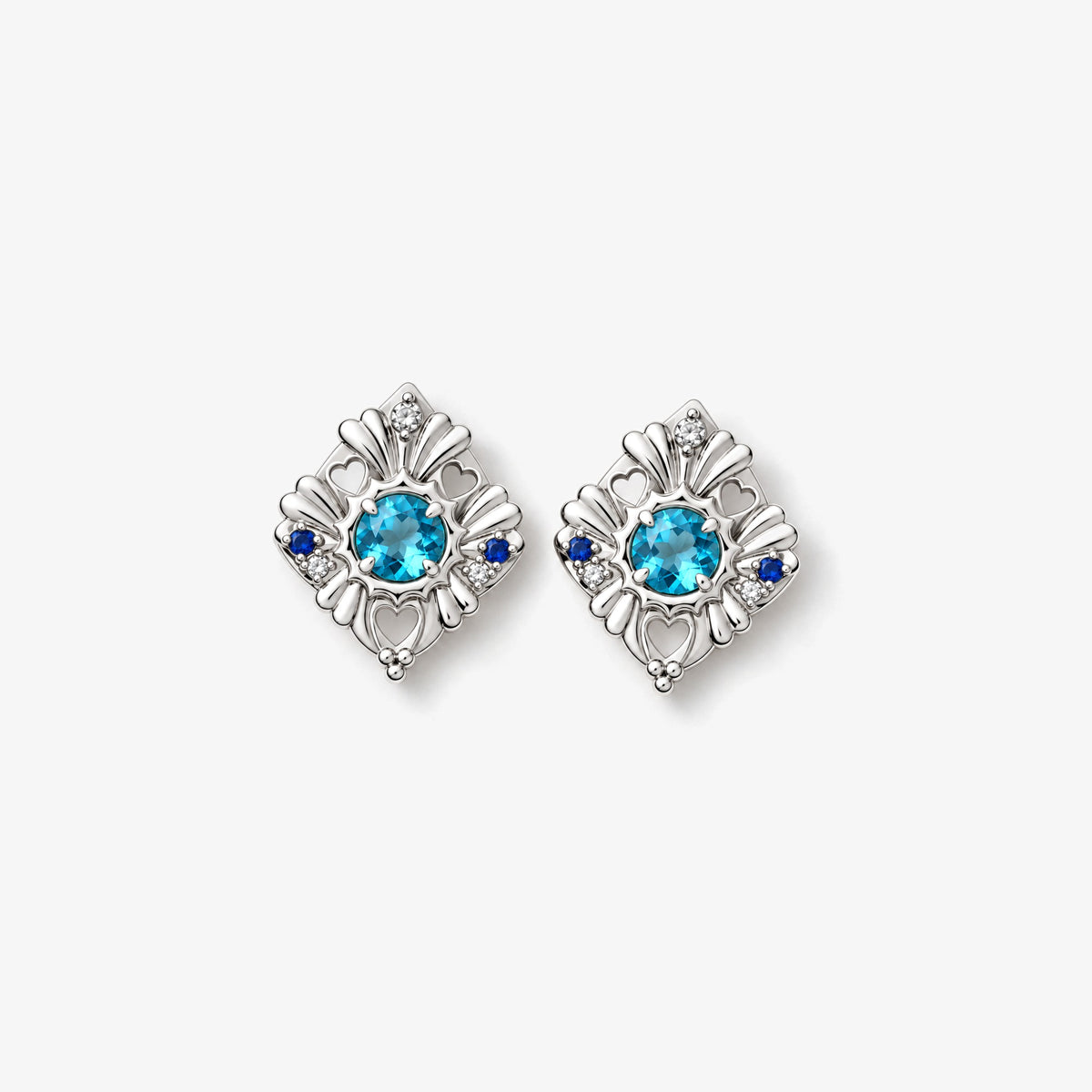 Tide Path Studs in silver, front view